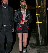 leaves_after_dinner_with_Ashley_Benson_and_friends_at_R2BD_Kitchen_in_Santa_Monica2C_California__01122022_28629.jpg